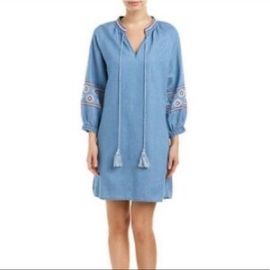 Given Kale chambray embroidered sleeve dress m